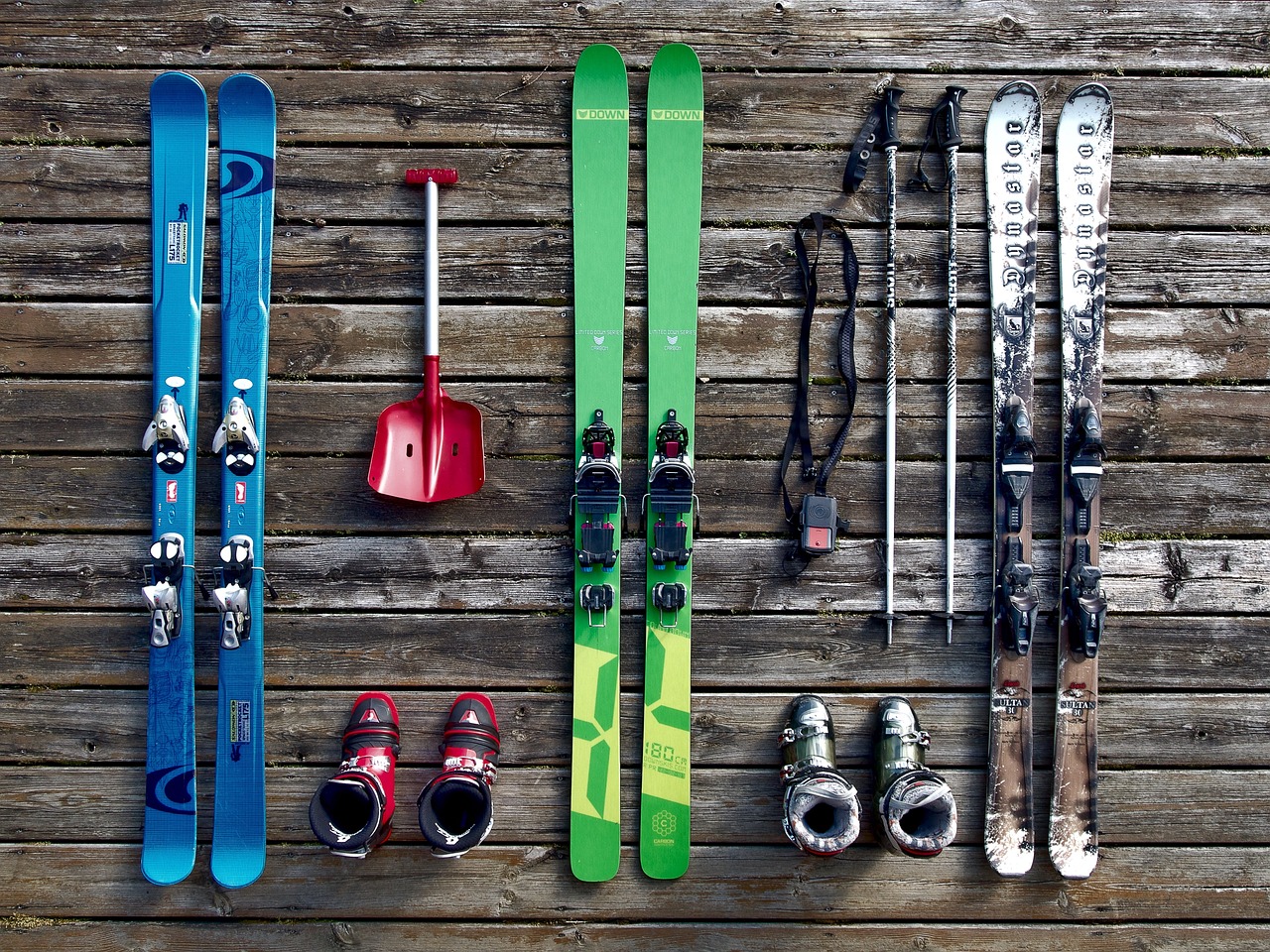Location de skis aux 2 Alpes – Skis récents et entretenus, disponibles pour tous niveaux. Réservez en ligne pour profiter des meilleures offres.